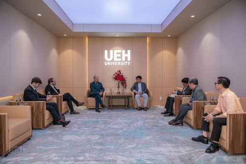ueh đón tiếp và trao đổi cùng đoàn đại biểu Đại sứ quán pháp tại việt nam, thúc đẩy phát triển giáo dục và nghiên cứu quốc tế